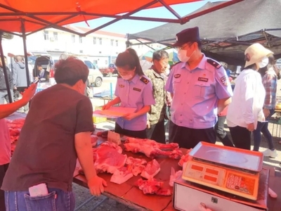 经济技术开发区 工作信息 食品安全“进市场、进农村”让问题“现行”让“菜篮子”更安全